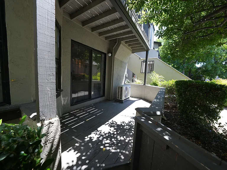 619 La Maison Dr — Photo 14