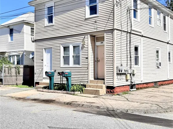 187-189 Third Street, 187-189 3rd Ave #2, Cranston, RI 02910