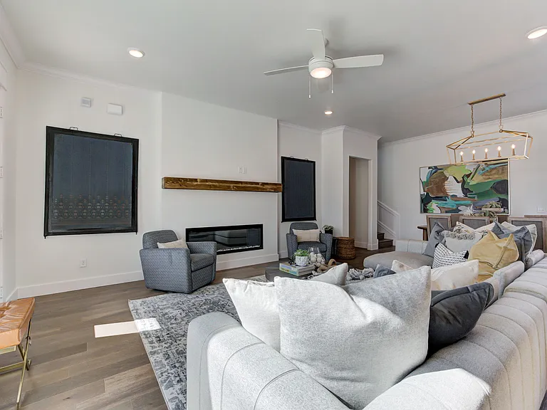 7901 Behr Dr — Photo 8