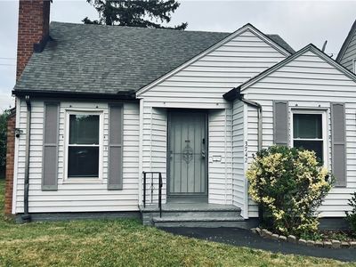 3742 Menlo Rd, Shaker Heights, OH, 44120