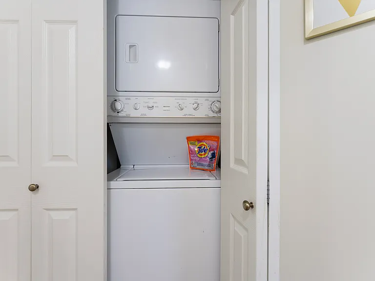 1115 Winchester St #D — Photo 23
