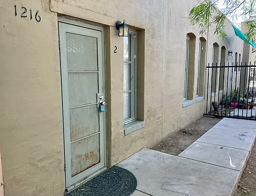 1226 W Roosevelt St Photo 1