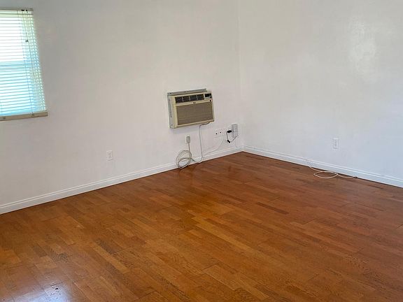 Large open living room. Perfect for entertaining. Fully connected with fiber internet.