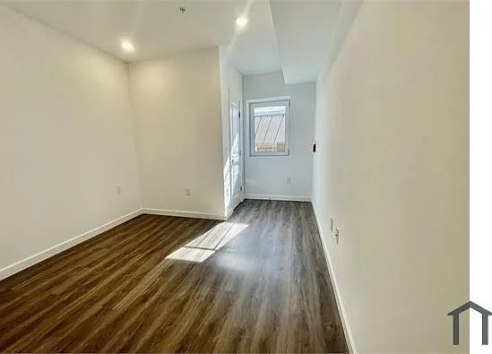 1620-22 N 54th St #10 — Photo 8