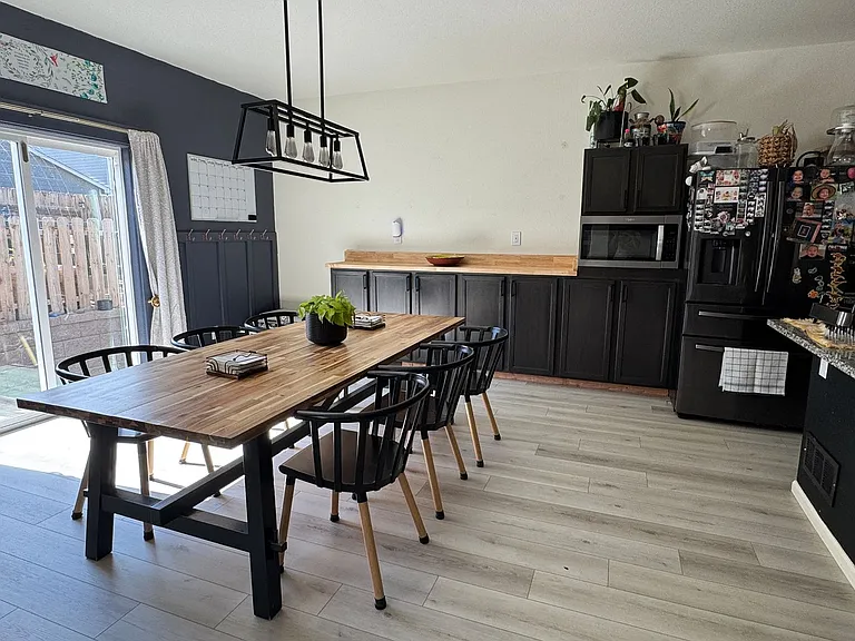 379 Walnut St — Photo 8