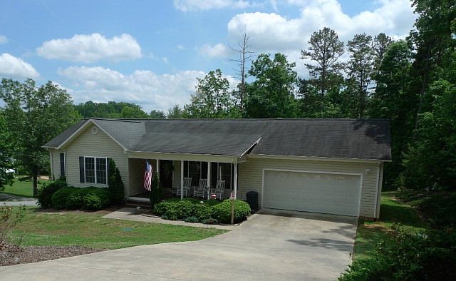 1st image of 2505 Silverbrook Ct #0