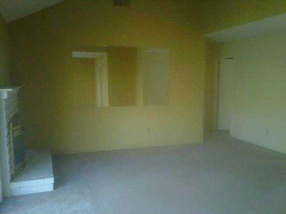 5th image of 2836 Oak Creek Dr