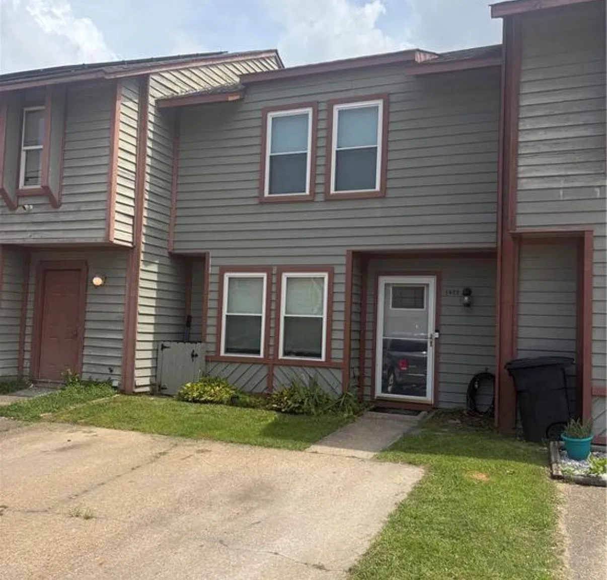 2 bed, 1178 sqft, $1,850 — Photo 1