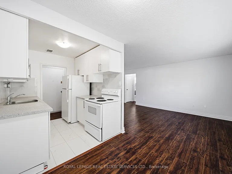 177 Stephen Dr #107 — Photo 9