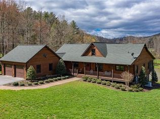 2120 Alfred Hartley Rd, Lenoir, NC 28645