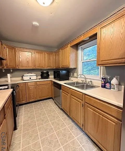 13 1st St #1 — Photo 31