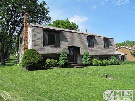 2494 N WIXOM RD COMMERCE TWP (9)