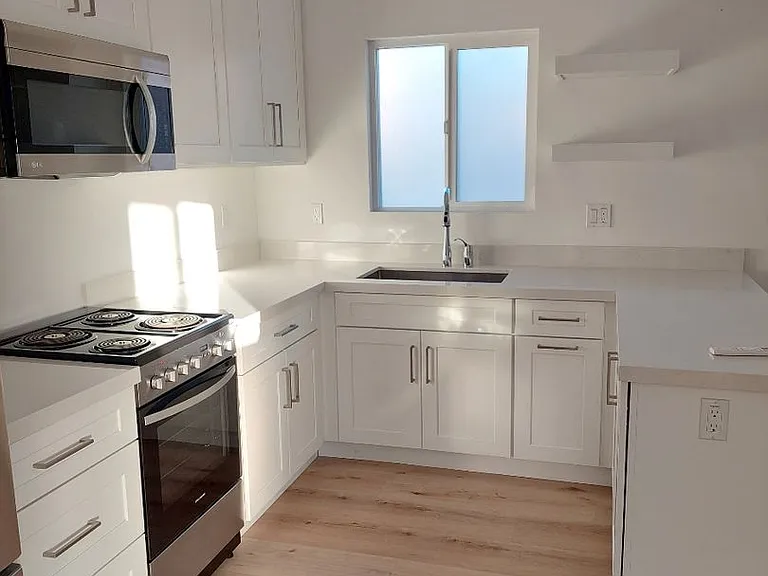 6060 La Prada St — Photo 5