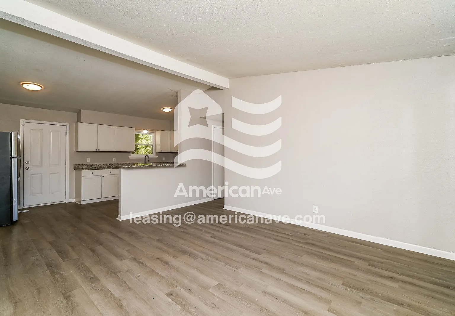 3 bed, 1.0 bath, 925 sqft, $1,047 — Photo 3