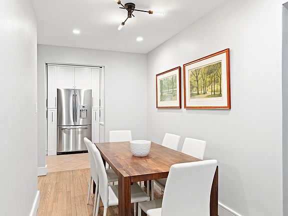 3rd image of 221 E 78th St APT 3C