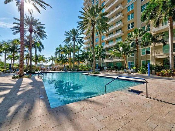 4th image of 625 Casa Loma Blvd Unit 202