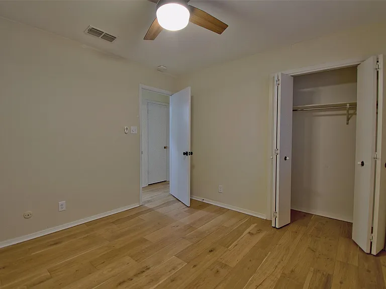 9202 Quail Meadow Dr — Photo 22