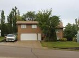700 17th Ave NW, Mandan, ND 58554