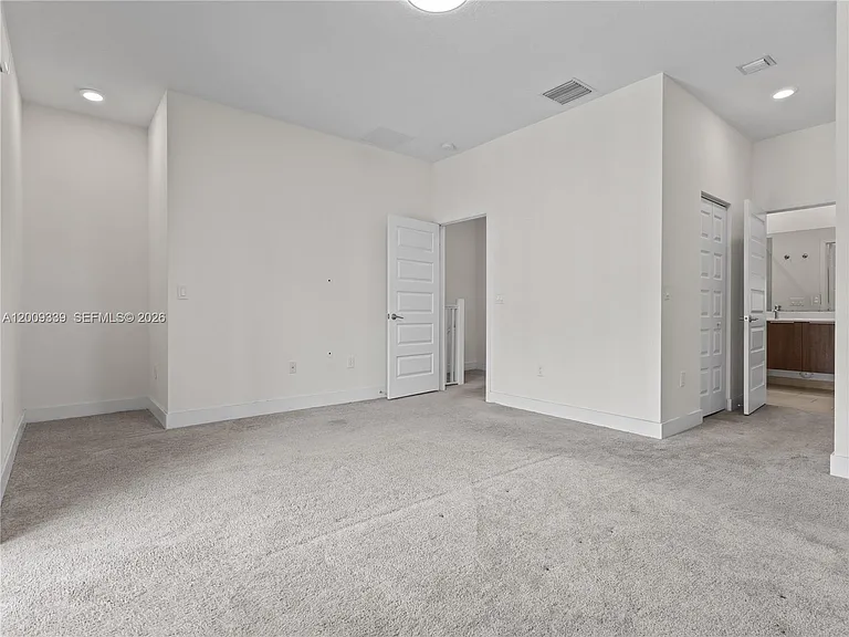 8382 NW 51st Ter #8382 — Photo 30