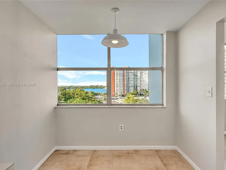 1300 NE Miami Gardens Dr #714E — Photo 18