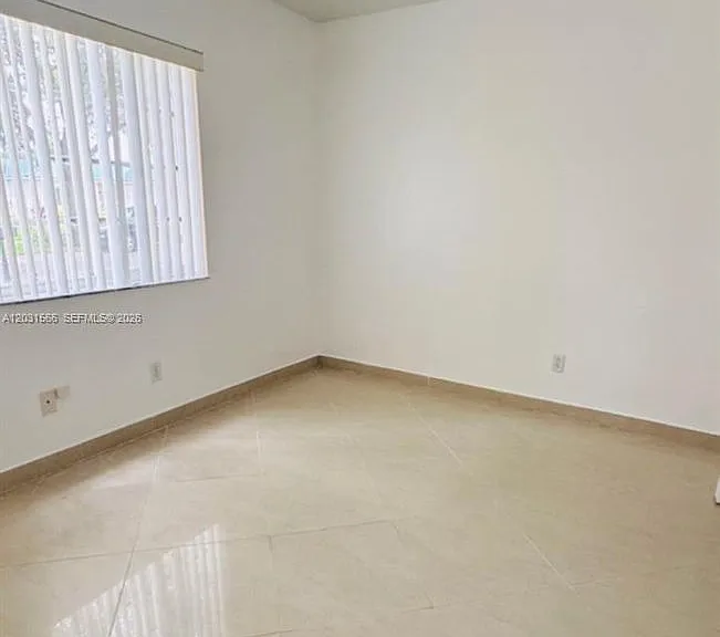 10420 SW 24th Ct — Photo 5