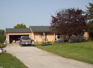 3146 McKinley Rd, China, MI 48054