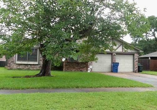 1st image of 333 Munson Ct