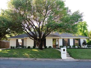 10015 Sandalwood Dr, Woodway, TX 76712