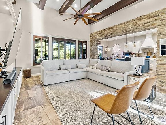 2nd image of 23845 Richmond Cir