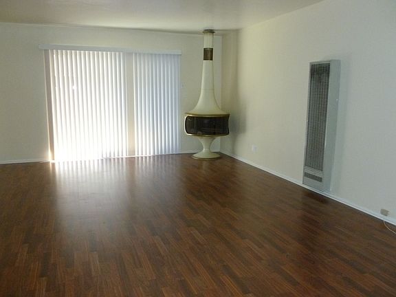 4th image of 710 S Fir Ave APT 2