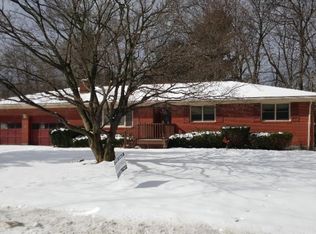 15 Crescent Dr, Castleton, NY 12033