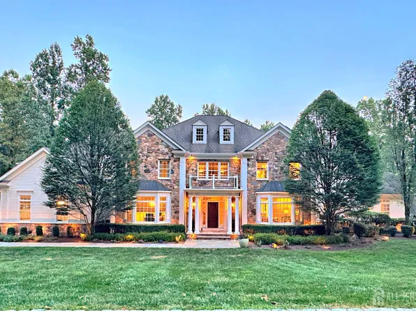 63 Charles Rd, Bernardsville, NJ 07924