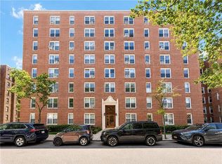 190 72nd St APT 122, Brooklyn, NY 11209