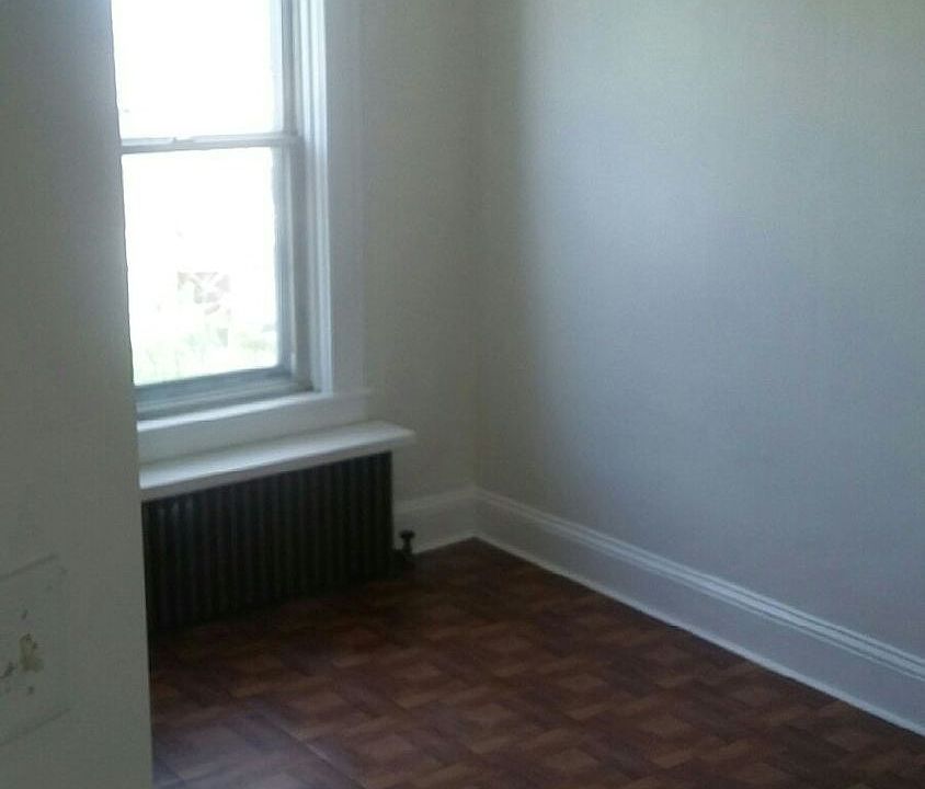 2nd image of 515 N Bouldin St