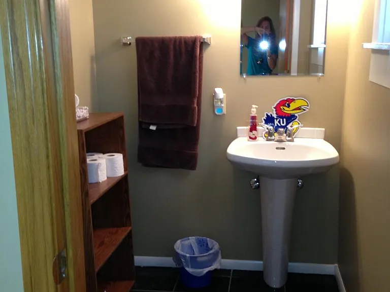 1/2 bath in bsmt
