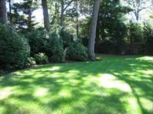 40 Emerson Rd, Wellesley, MA 02481