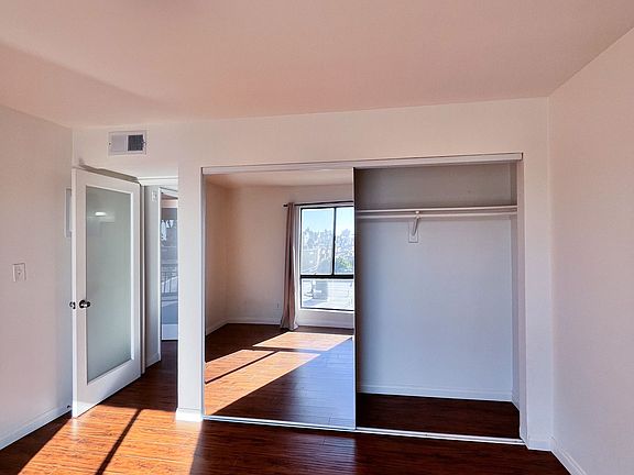 3rd image of 215 N Mariposa Ave APT 304