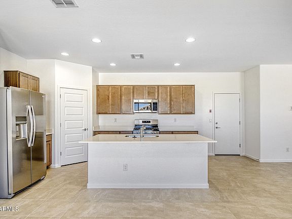 4th image of 23212 W CORONA Avenue