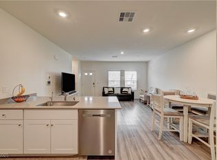 542 Foothill Cove Ln, Henderson, NV 89002