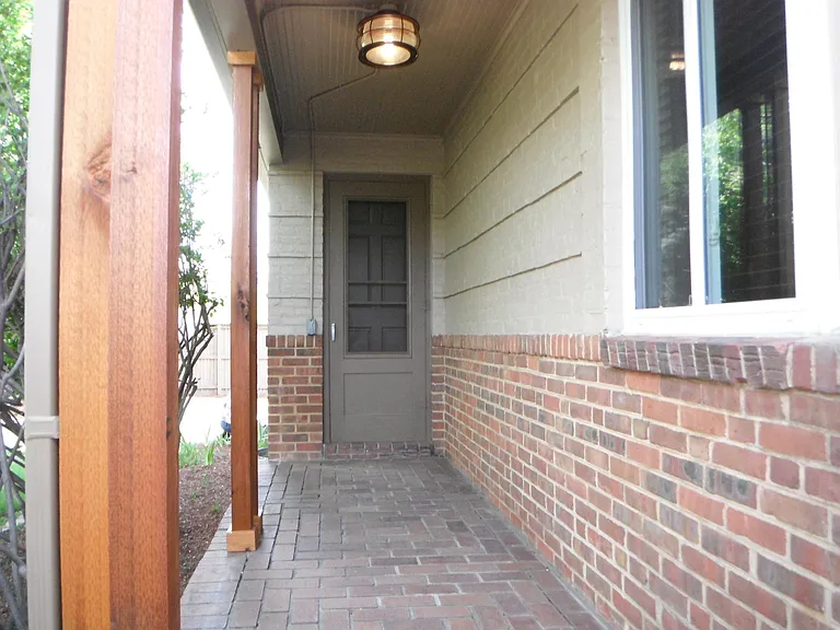Side Entrance and Porch Off Living Room