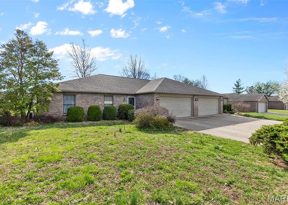 1st image of 1078 Aaron Dr