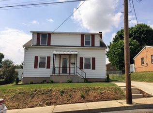 722 S Church St, Waynesboro, PA 17268