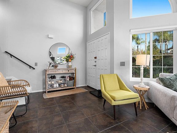 5th image of 8896 Highwood Dr #C
