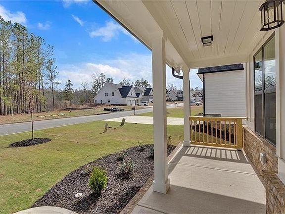 5th image of 29 Bridgestone Way SE