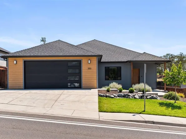 350 Arrowhead Trl, Eagle Point, OR 97524