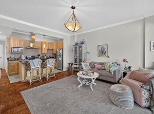 2 Hawthorne Pl APT 17G, Boston, MA 02114