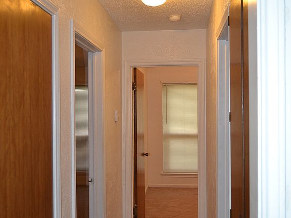 4th image of 1807 Hammond Dr
