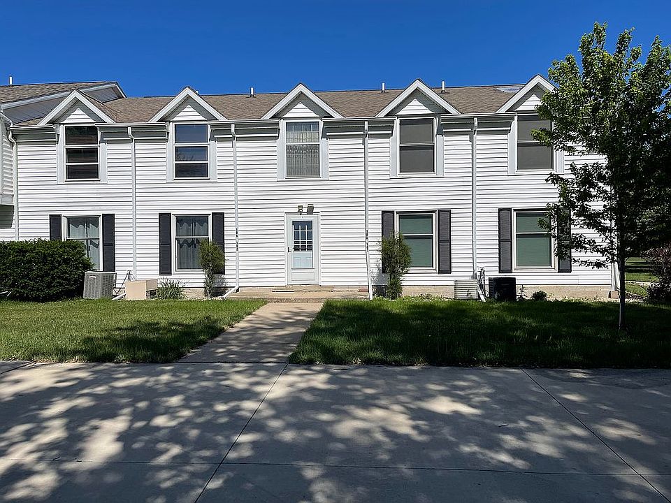 1st image of 102 Villa Rd