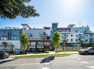 1450 Glentana Rd #204, View Royal, BC