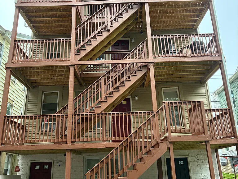 161 Caroline St #2 — Photo 11